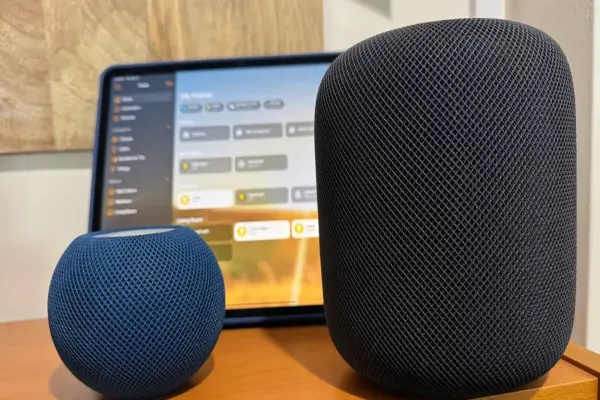 Màn hình thông minh đầu tiên của Apple được đồn đoán sẽ ra mắt cùng với 'robot để bàn' kỳ quặc